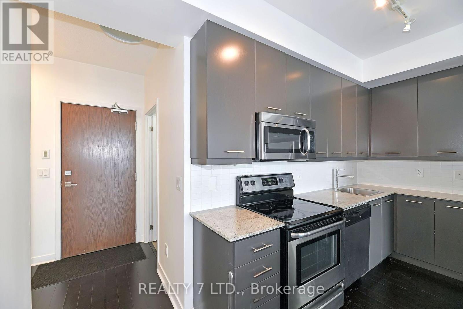 2709 - 360 Square One Drive, Mississauga, Ontario  L5B 0G7 - Photo 12 - W13521588
