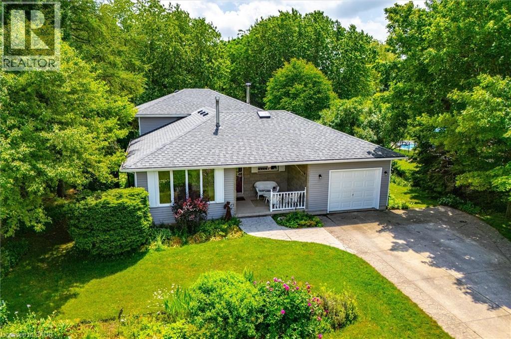 27 Atchison Lane, Fergus, Ontario  N1M 3L1 - Photo 3 - 40844488