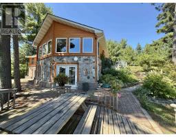 543A Reef Point RD, Fort Frances, Ontario
