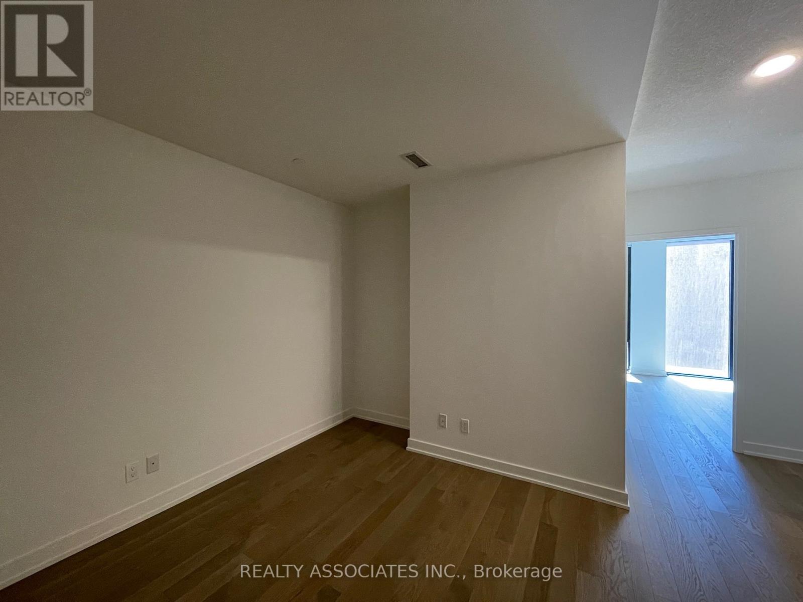213 - 25 Richmond Street, Toronto (Church-Yonge Corridor), Ontario  M5C 0A6 - Photo 9 - C13521664