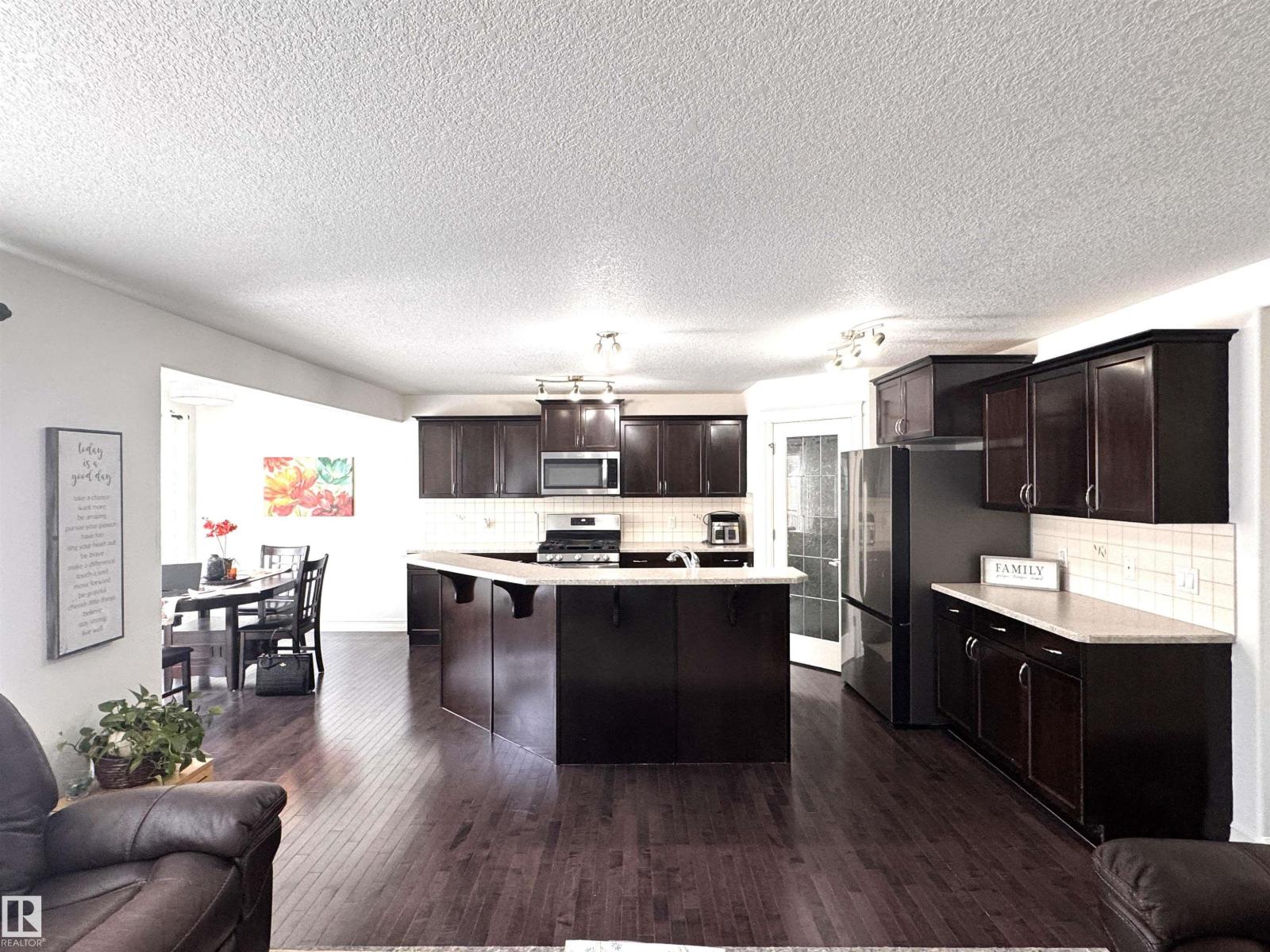 1115 61 ST SW, Edmonton, Alberta