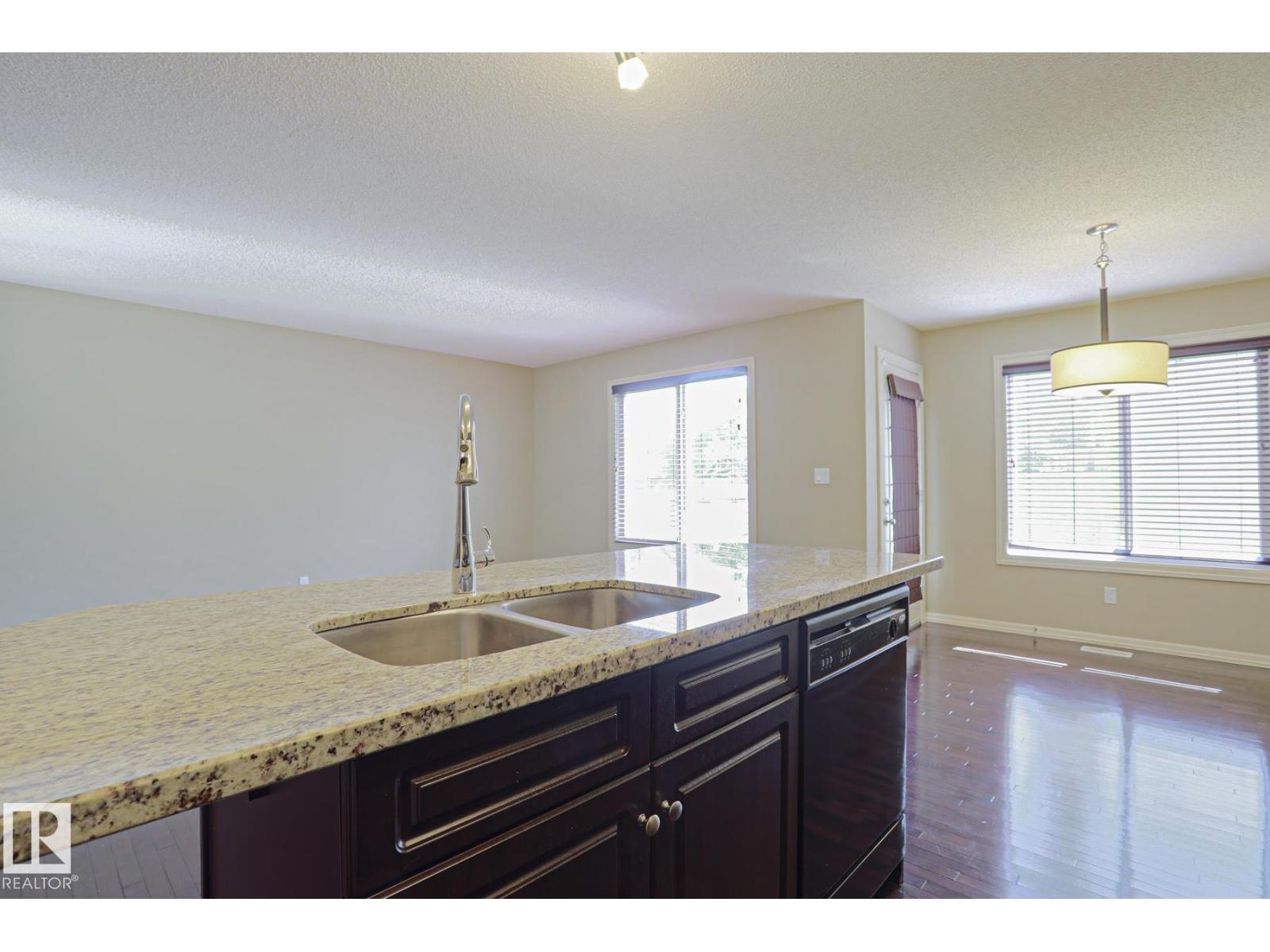 6215 60 St, Beaumont, Alberta  T4X 0J3 - Photo 6 - E4497049