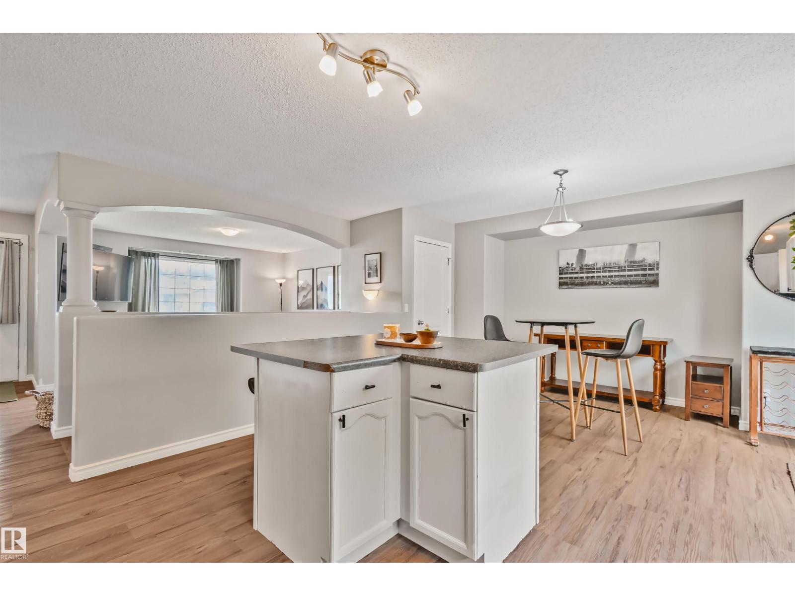 5161 54 Av, Redwater, Alberta  T0A 2W0 - Photo 4 - E4497046