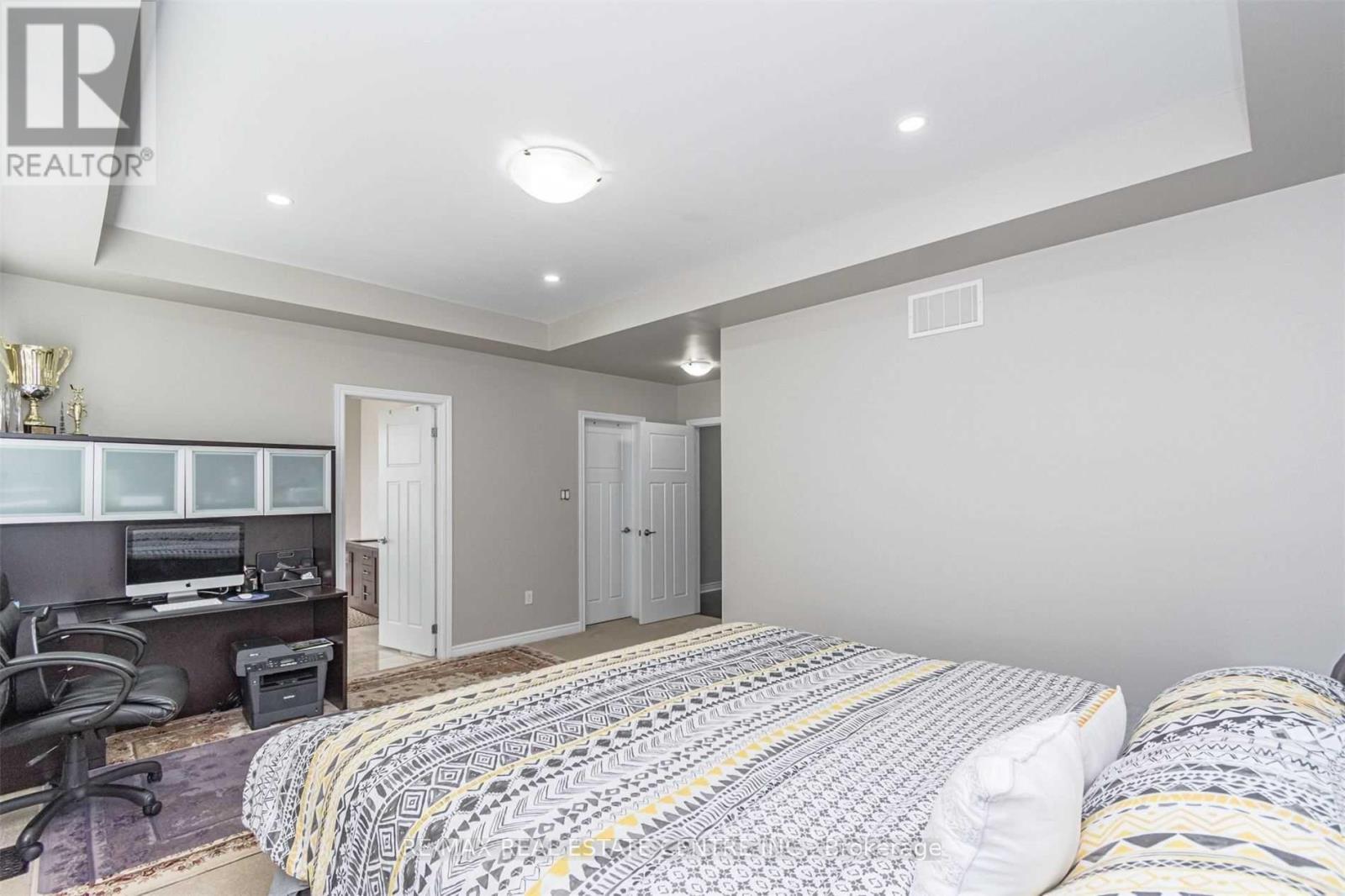 256 Sixteen Mile Drive, Oakville (Go Glenorchy), Ontario  L6M 0V8 - Photo 8 - W13521642