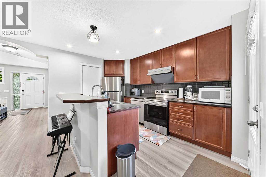94 Tuscany Ridge Common NW, Calgary, Alberta  T3L 3E2 - Photo 11 - A2323905