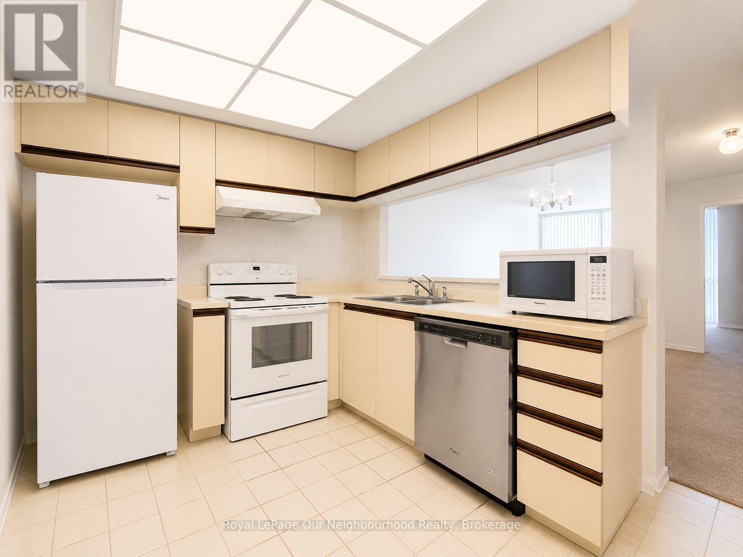 1103 - 330 Alton Towers Circle, Toronto, Ontario  M1V 5H3 - Photo 2 - E13516166