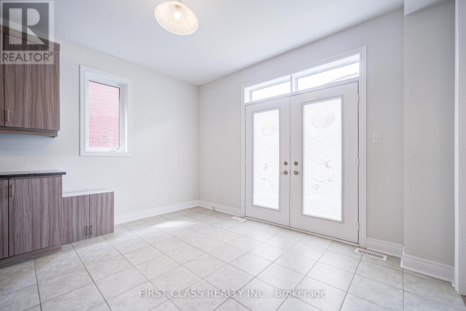 2nd Floor - 8 Nigh Drive, Markham, Ontario  L3S 0G4 - Photo 12 - N13521706