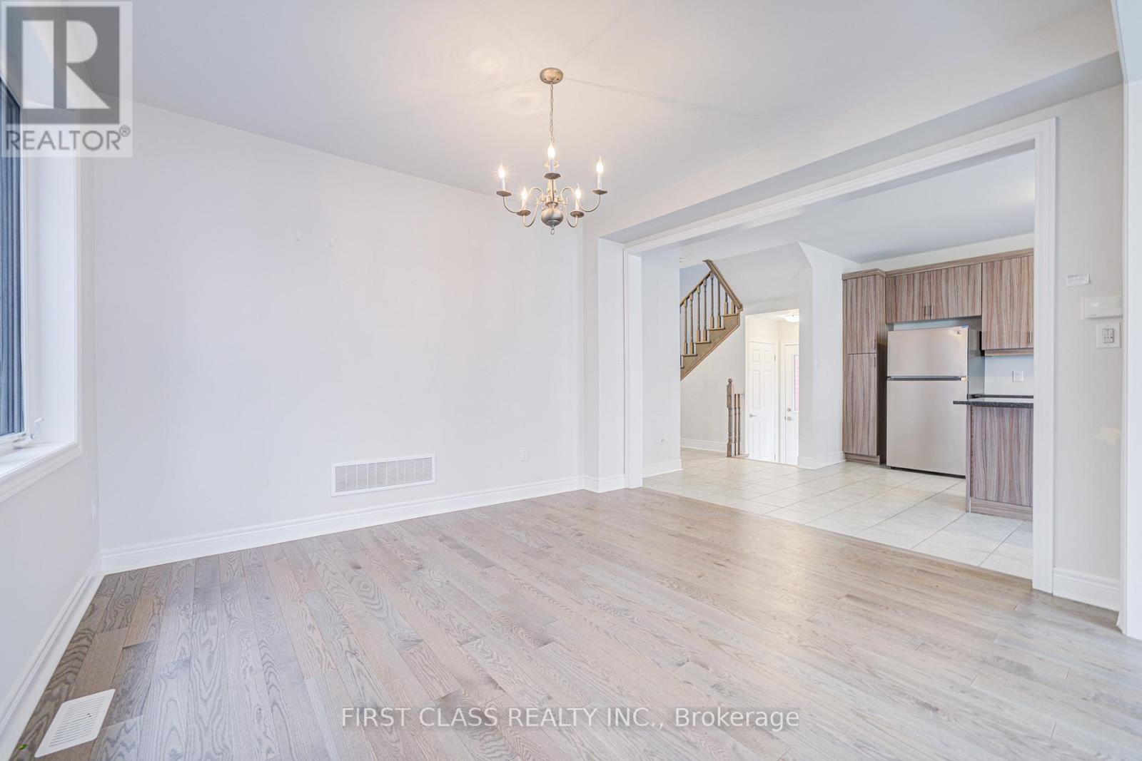 2nd Floor - 8 Nigh Drive, Markham, Ontario  L3S 0G4 - Photo 15 - N13521706