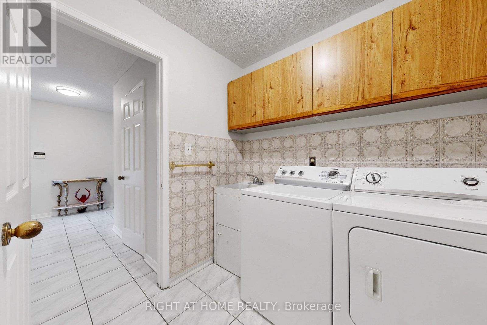103 Heatherton Way, Vaughan, Ontario  L4J 3E7 - Photo 7 - N13521726
