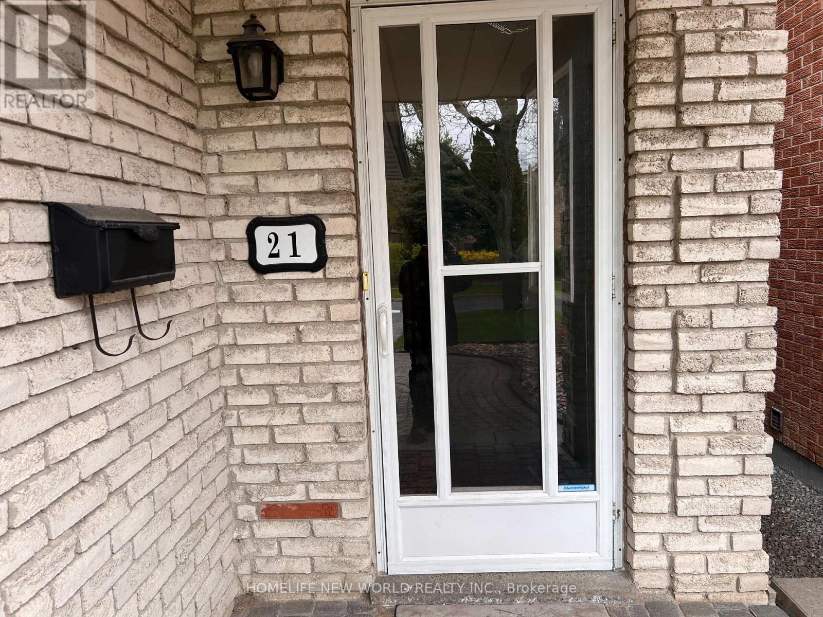 Unknown Address, ,    - Photo 2 - N13521756