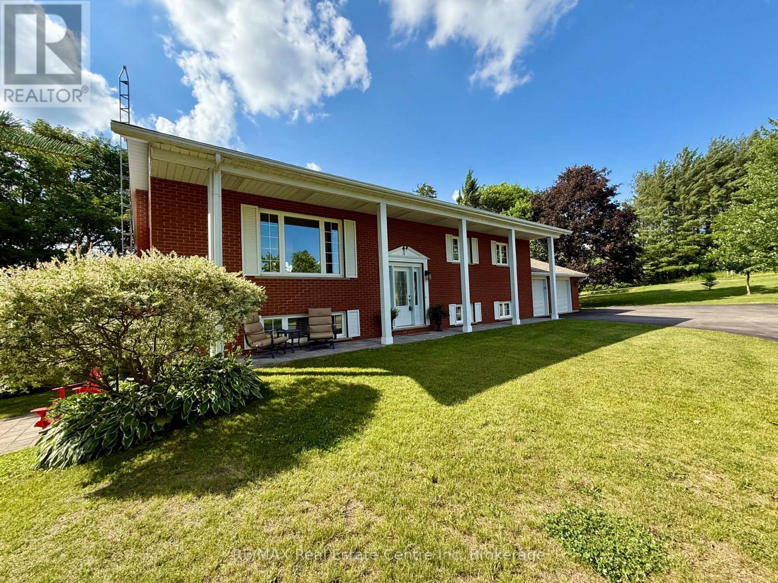 9098 27 Side Road, Erin, Ontario  N0B 1Z0 - Photo 3 - X13521724