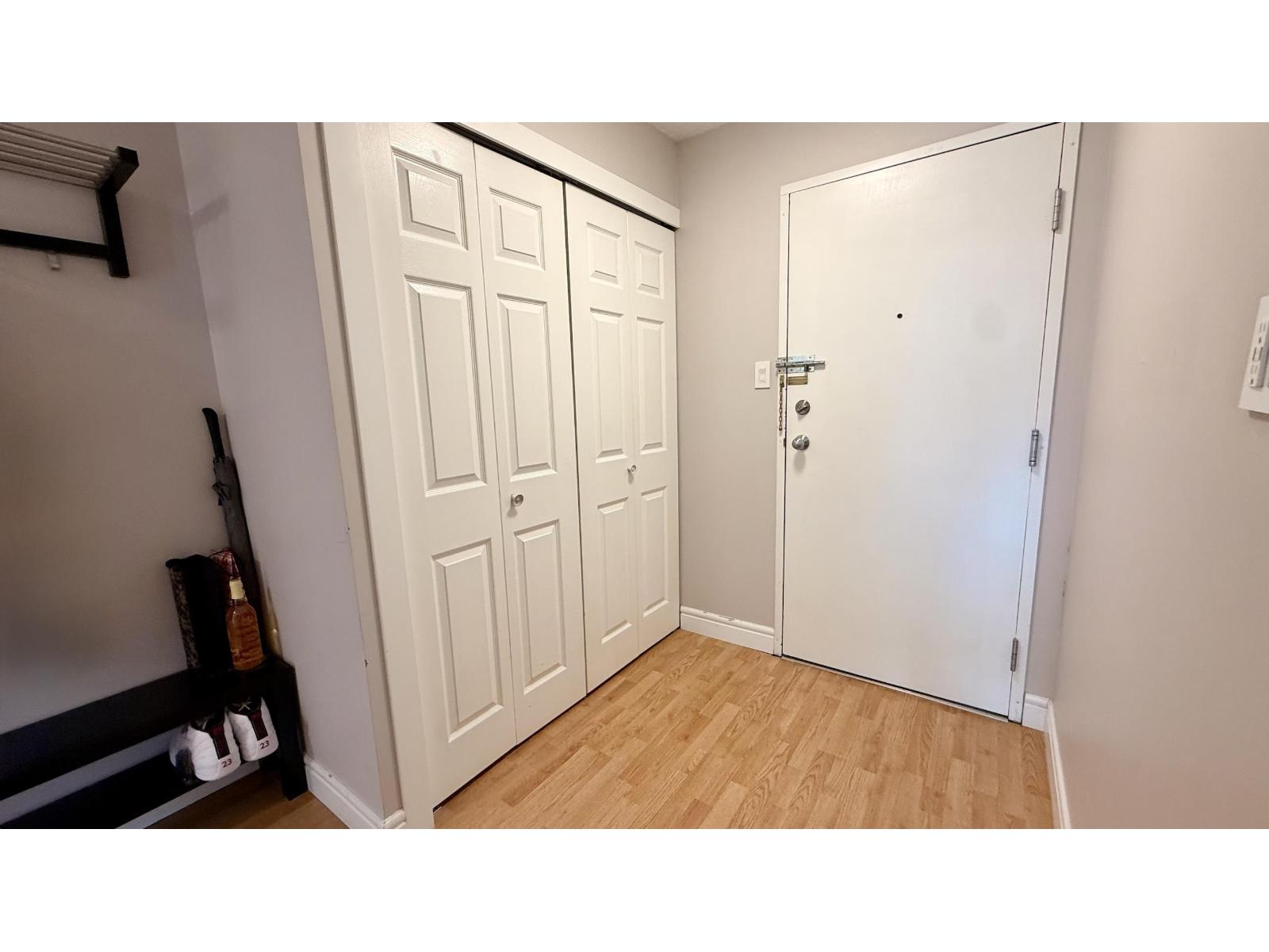 312 9952 149 Street, Surrey, British Columbia  V3R 7W7 - Photo 3 - R3142670