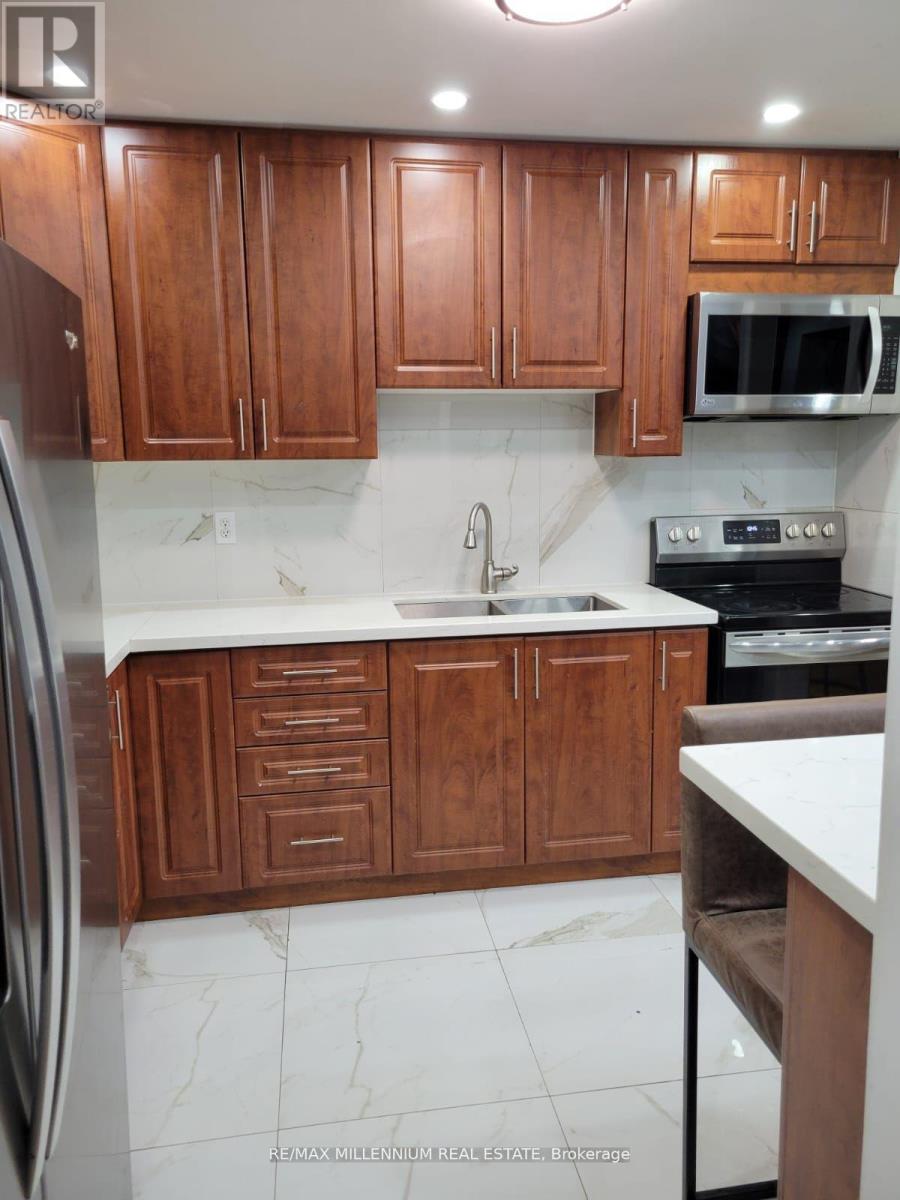 75 - 13 Wickstead Court, Brampton, Ontario  L6R 1N8 - Photo 4 - W13521702