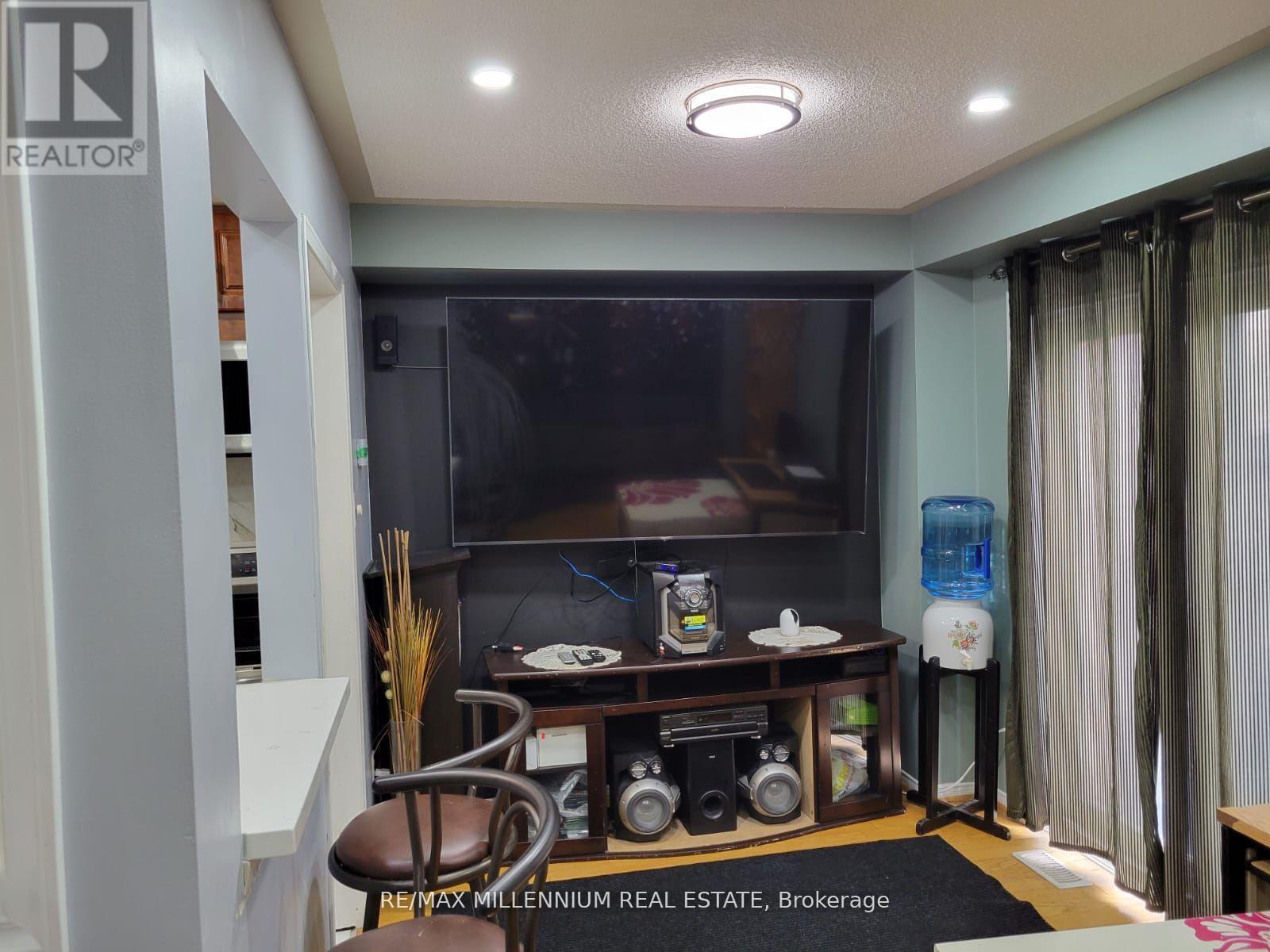 75 - 13 Wickstead Court, Brampton, Ontario  L6R 1N8 - Photo 6 - W13521702