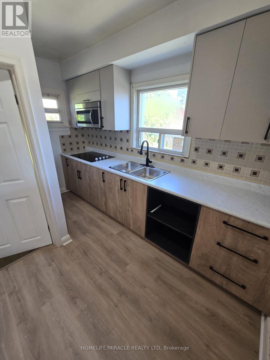 91 Pitt Avenue, Toronto, Ontario M1L 2R5 - Photo 5 - E13232036