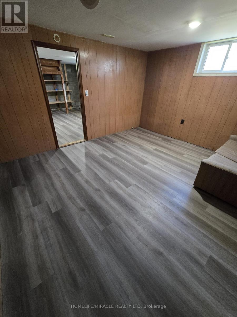 91 Pitt Avenue, Toronto, Ontario M1L 2R5 - Photo 14 - E13232036