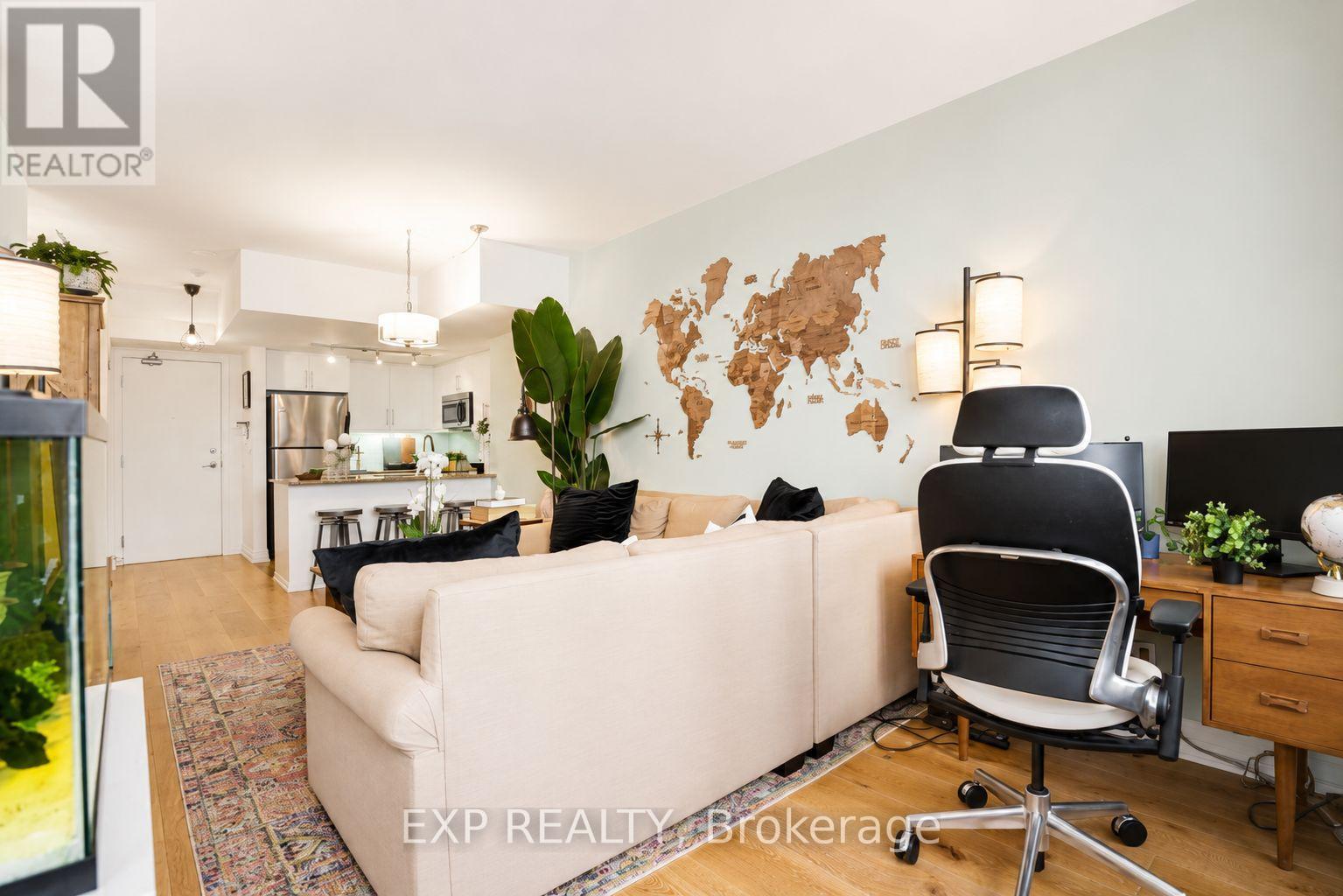 404 - 500 St Clair Avenue W, Toronto (Forest Hill South), Ontario  M6C 1A8 - Photo 15 - C13521778