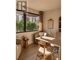 ROOM 1 - 315 AVENUE ROAD, Toronto, Ontario