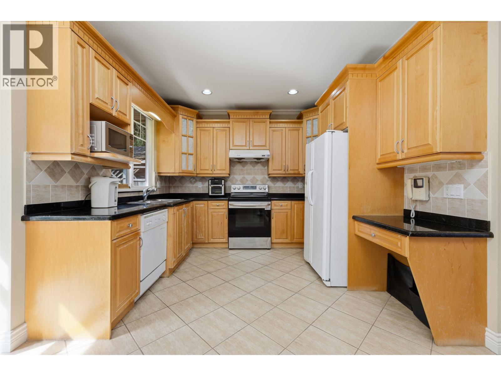 6 7188 Blundell Road, Richmond, British Columbia  V6Y 1J4 - Photo 9 - R3142673