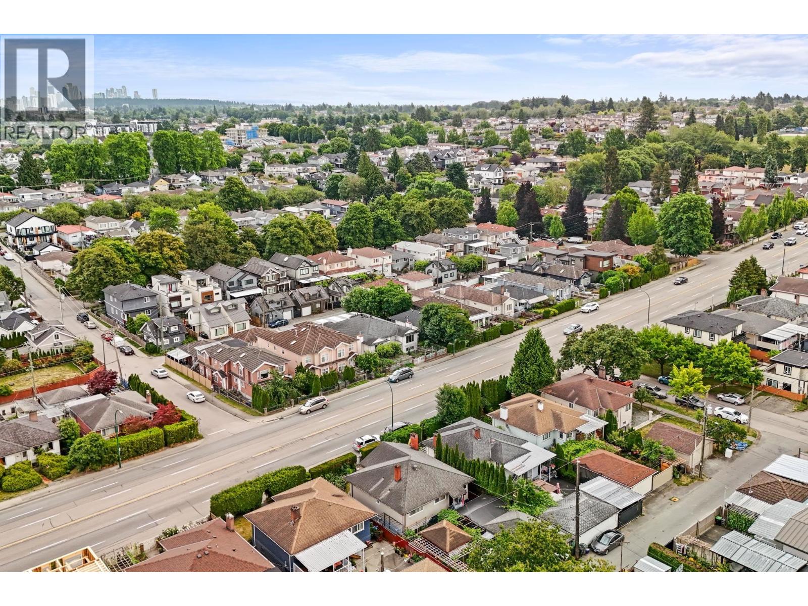 4736 Knight Street, Vancouver, British Columbia  V5N 3N2 - Photo 2 - R3142688