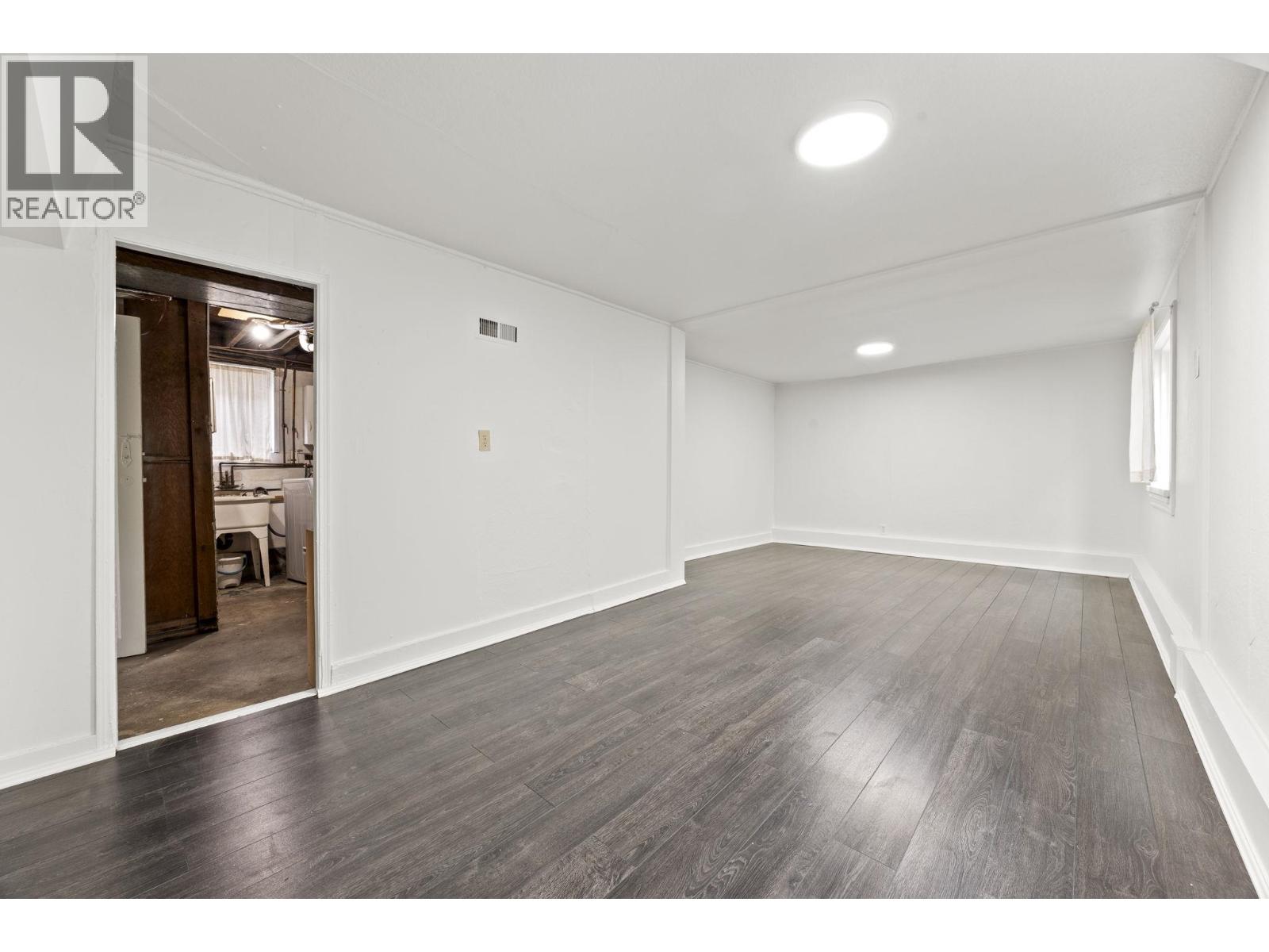 4736 Knight Street, Vancouver, British Columbia  V5N 3N2 - Photo 22 - R3142688