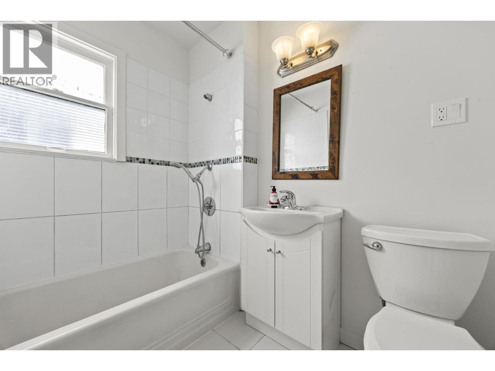 4736 Knight Street, Vancouver, British Columbia  V5N 3N2 - Photo 7 - R3142688