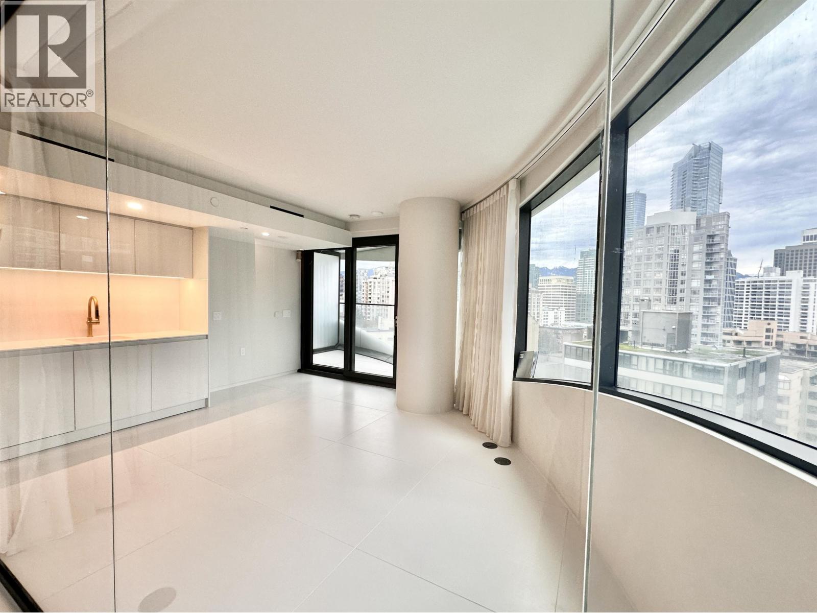 1033 Nelson Street, Vancouver, British Columbia  V6E 0E5 - Photo 11 - R3142692