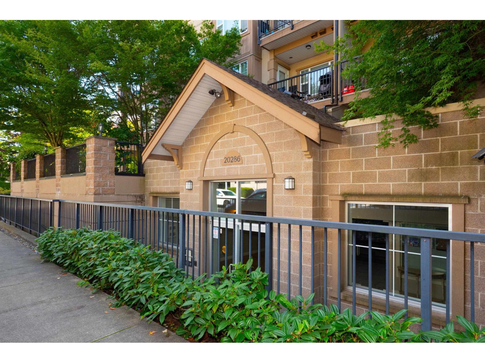 101 20286 53a Avenue, Langley, British Columbia  V3A 0A8 - Photo 3 - R3142398