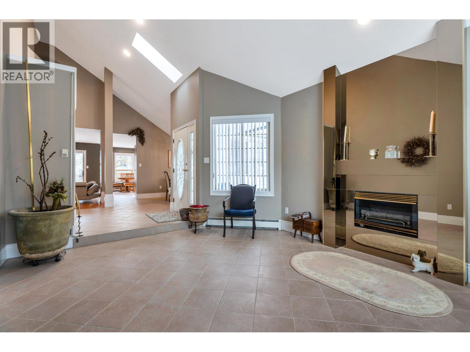 1372 Oxford Street, Coquitlam, British Columbia  V3P 1A2 - Photo 7 - R3142365
