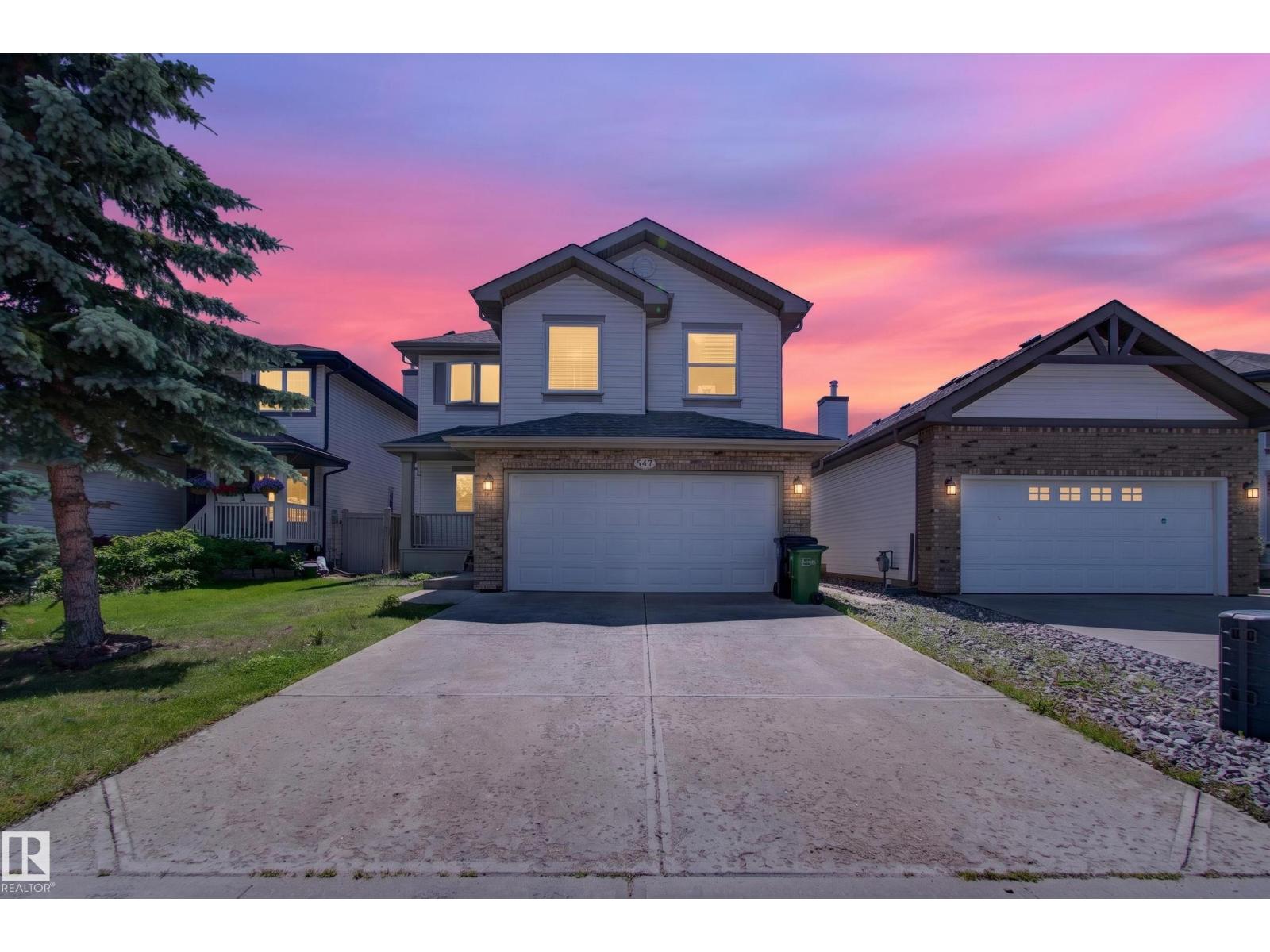 547 Leger Wy NW, Edmonton, Alberta  T6R 3T5 - Photo 4 - E4497063