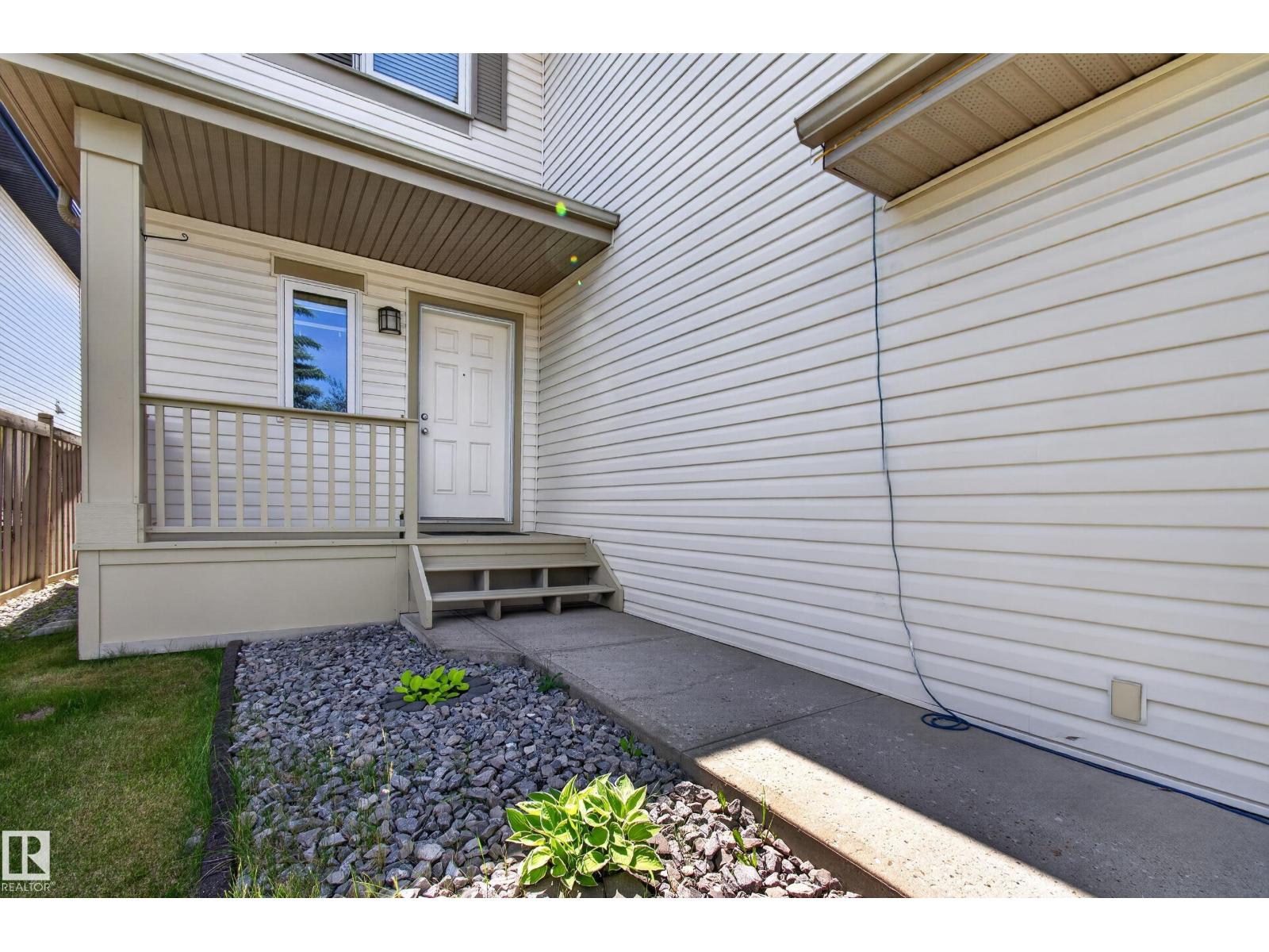 547 Leger Wy NW, Edmonton, Alberta  T6R 3T5 - Photo 7 - E4497063