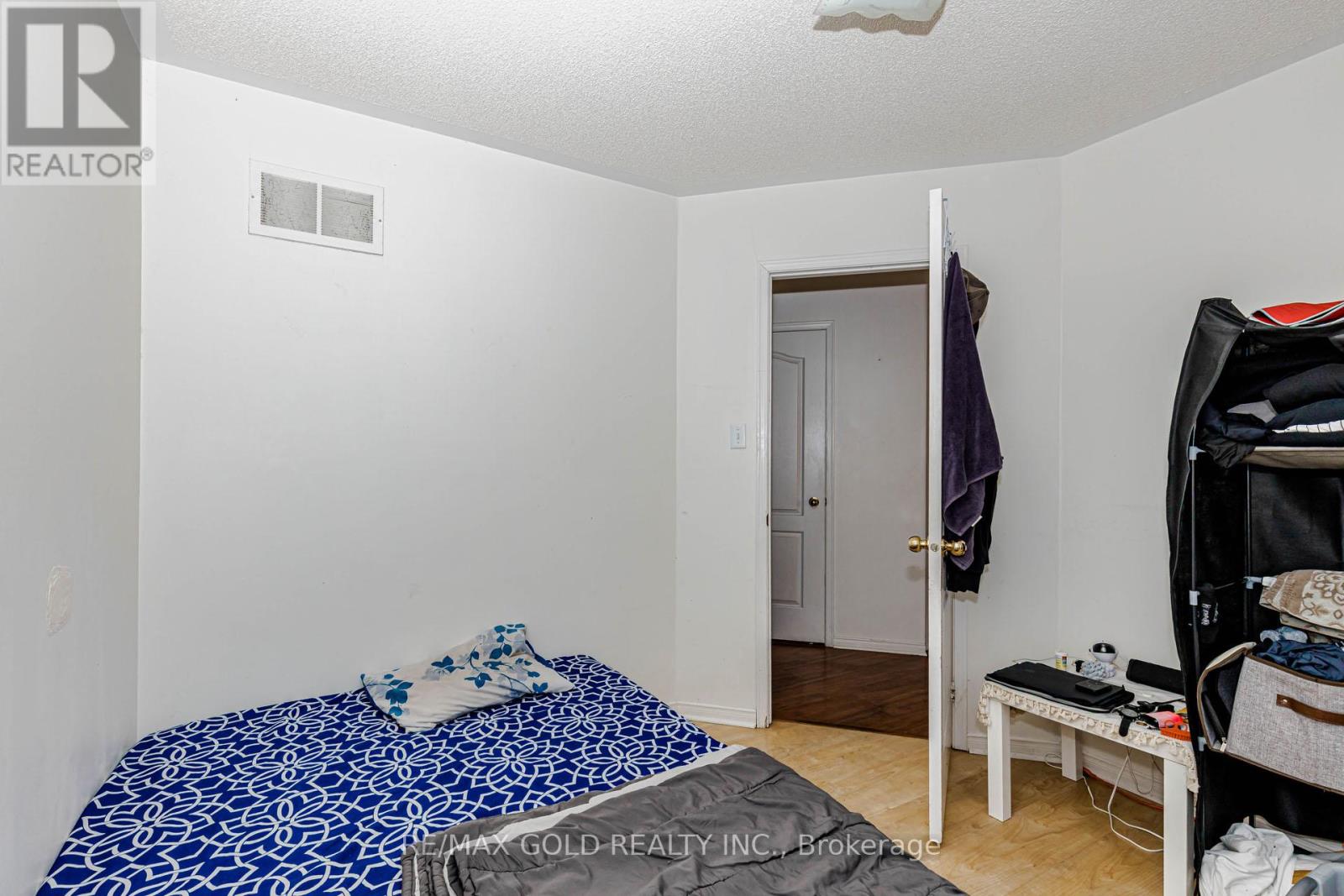4 Trudelle Crescent, Brampton, Ontario L7A 2Z5 - Photo 31 - W13521794