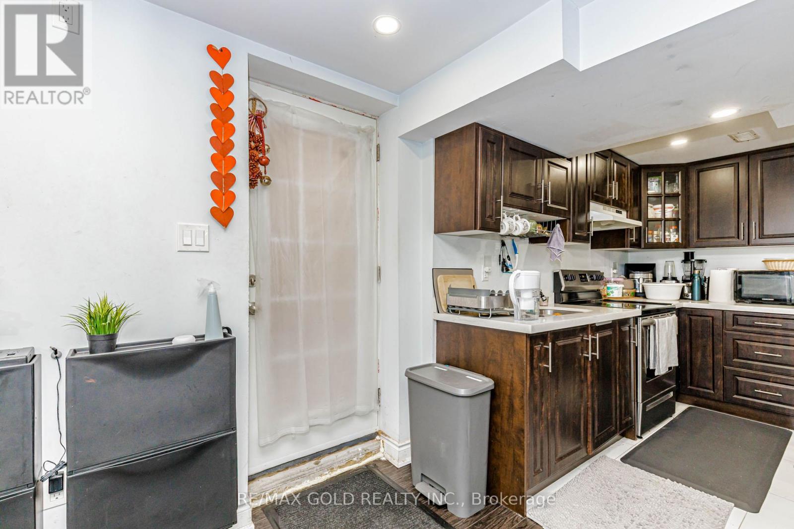 4 Trudelle Crescent, Brampton, Ontario L7A 2Z5 - Photo 34 - W13521794