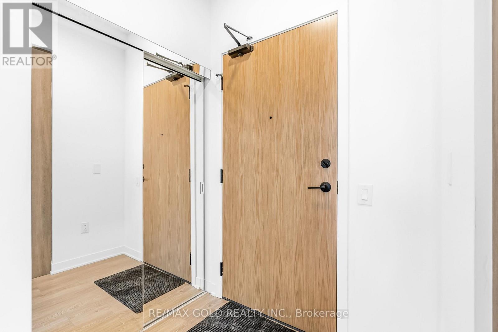 2709 - 2495 Eglinton Avenue W, Mississauga, Ontario  L5M 2T2 - Photo 4 - W13521796
