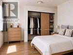Upper - 321 Caledonia Road, Toronto, Ontario M6E 4T4 - Photo 7 - W13521798