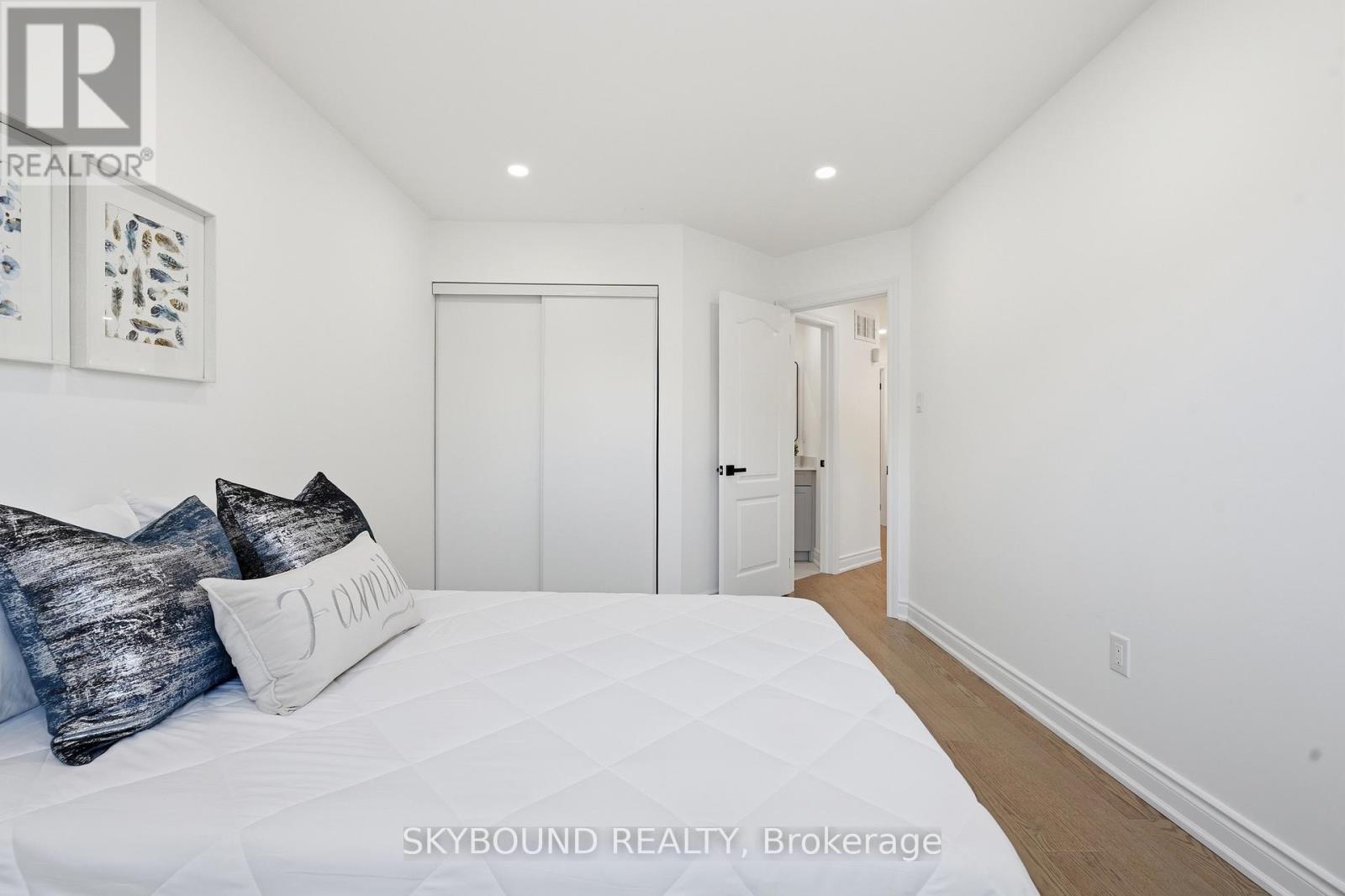 720 Whitfield Terrace, Mississauga, Ontario  L5R 3H8 - Photo 31 - W13521804