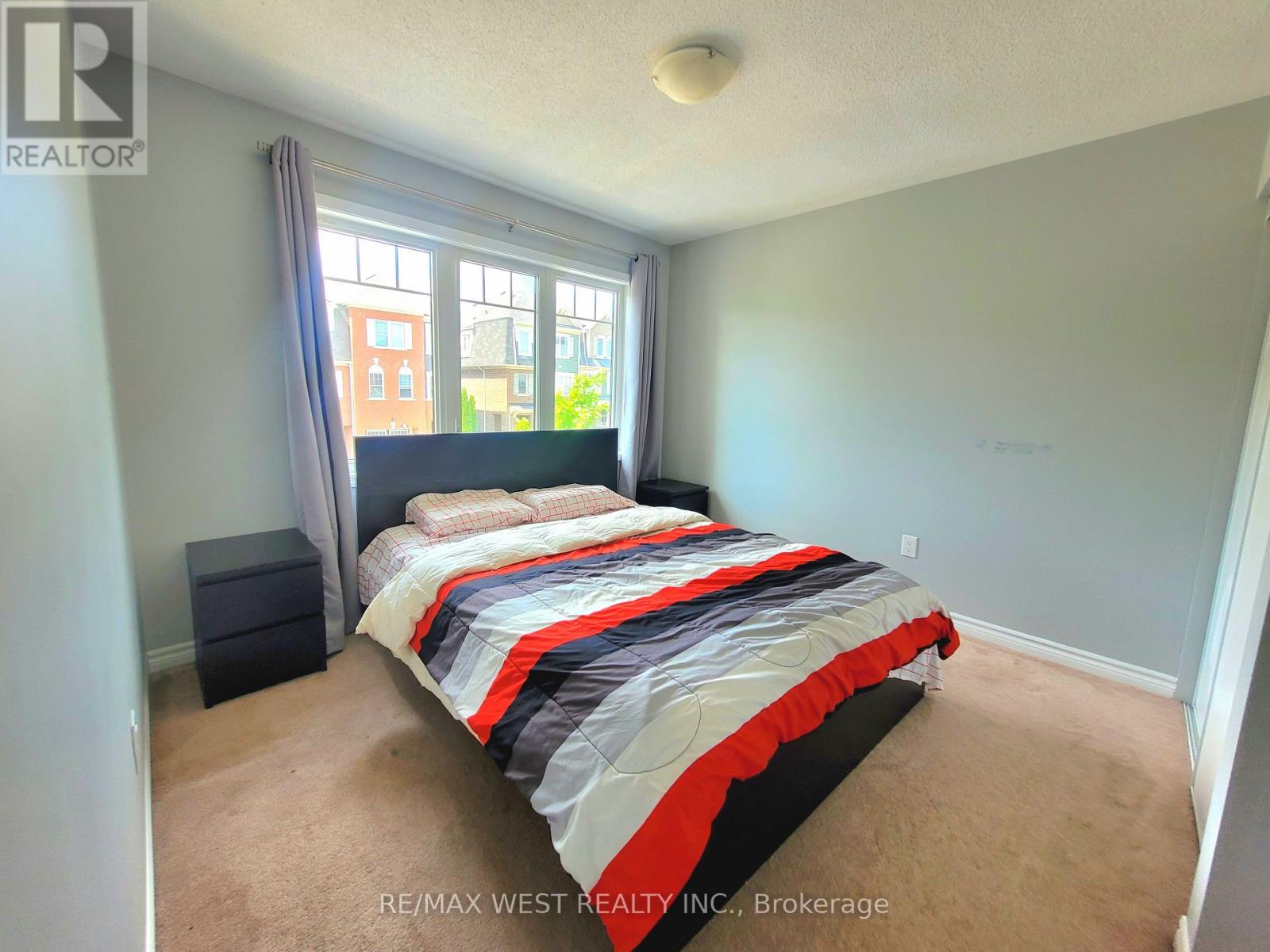 Main And Second Floor - 60 Quillberry Close E, Brampton, Ontario L7S 0A8 - Photo 5 - W13521812