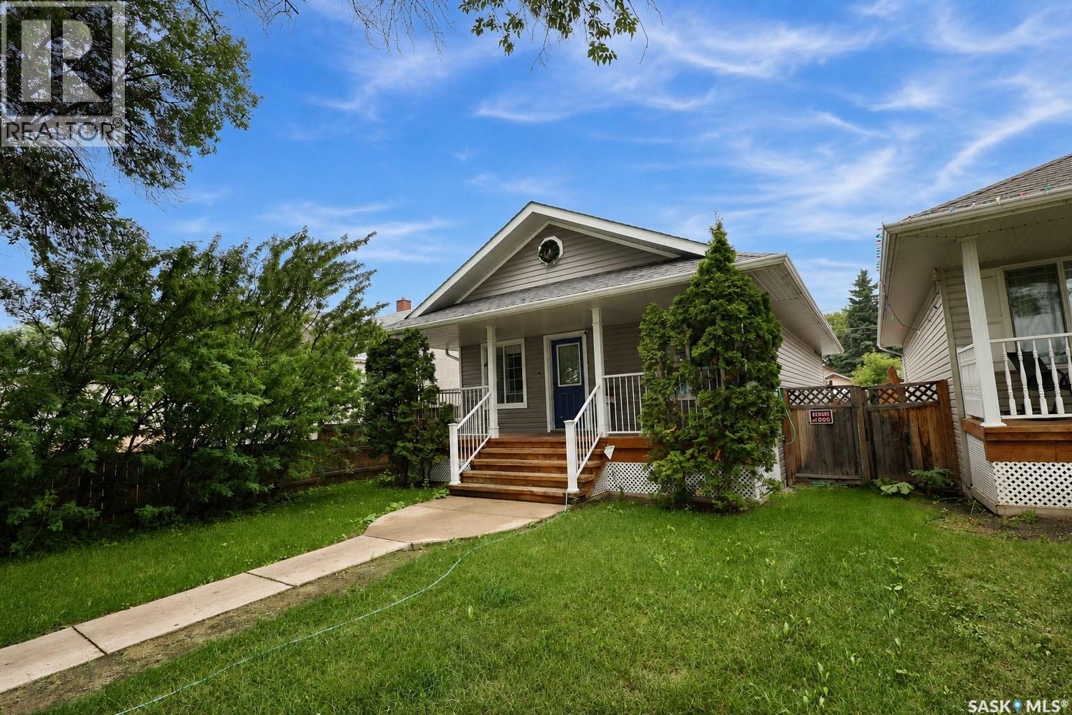 546 11th Street E, Prince Albert, Saskatchewan  S6V 1A9 - Photo 4 - SK041392