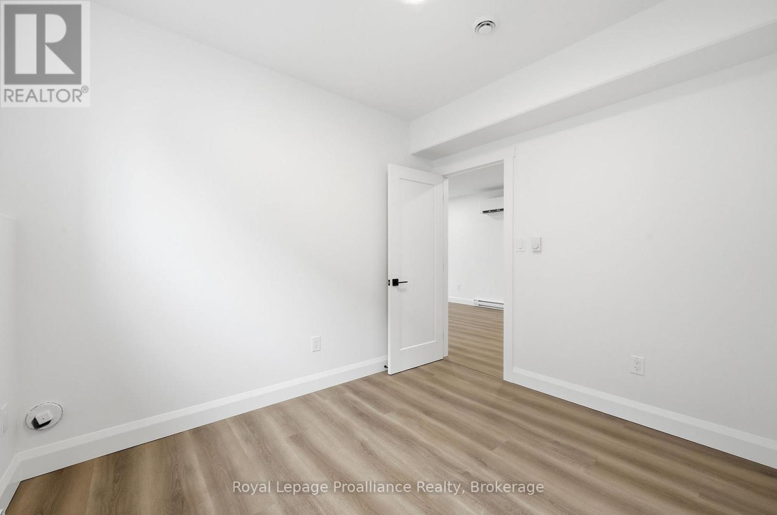 Lower - 90b Lywood Street, Belleville, Ontario  K0K 1K0 - Photo 24 - X13521834