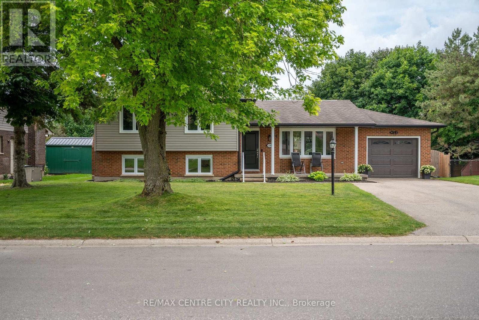 159 Sherwood Crescent, Thames Centre, Ontario  N0L 1G3 - Photo 2 - X13521862