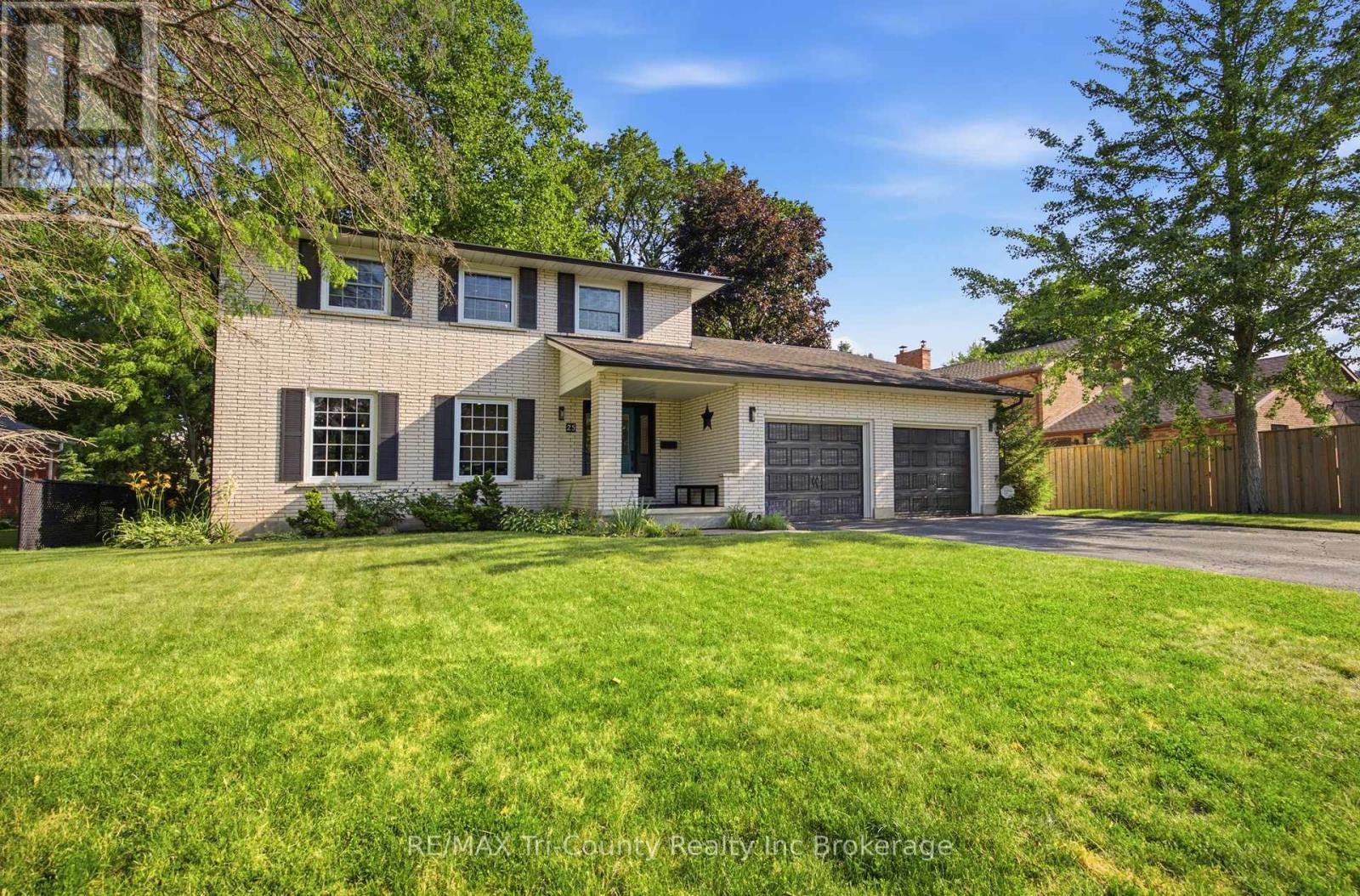 25 DEMEYERE AVENUE, Tillsonburg, Ontario