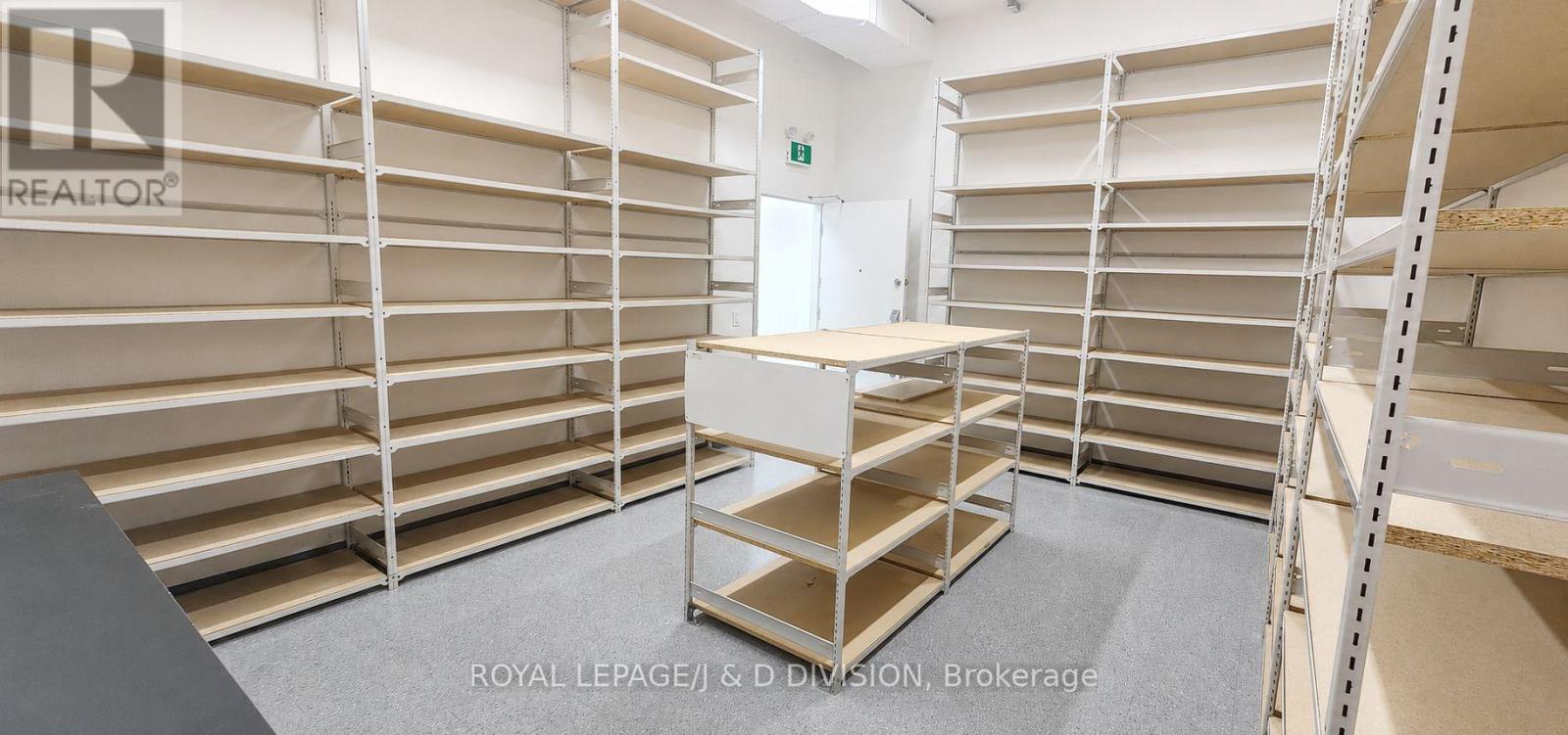 Retail - 2577 Yonge Street, Toronto, Ontario  M4P 2J1 - Photo 10 - C13479730