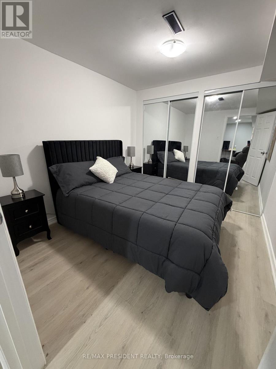 Basement - 6760 Darcel Avenue, Mississauga, Ontario  L4T 2W3 - Photo 2 - W13521826