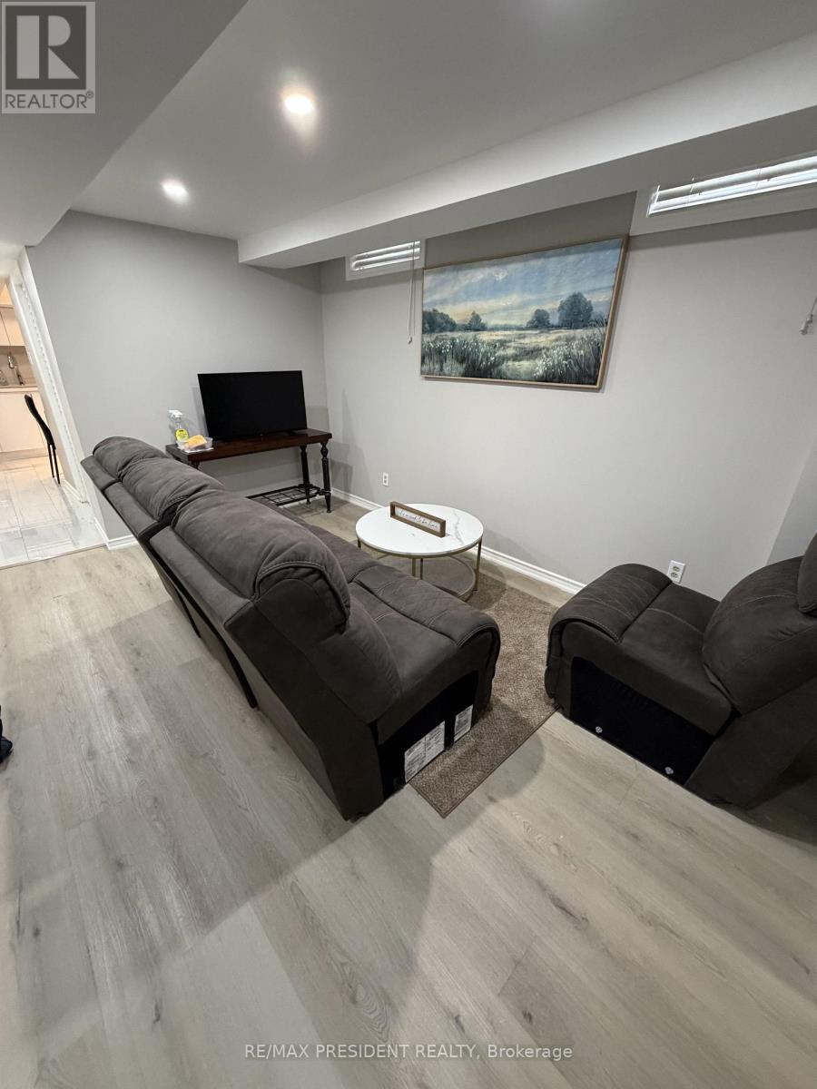 Basement - 6760 Darcel Avenue, Mississauga, Ontario  L4T 2W3 - Photo 3 - W13521826