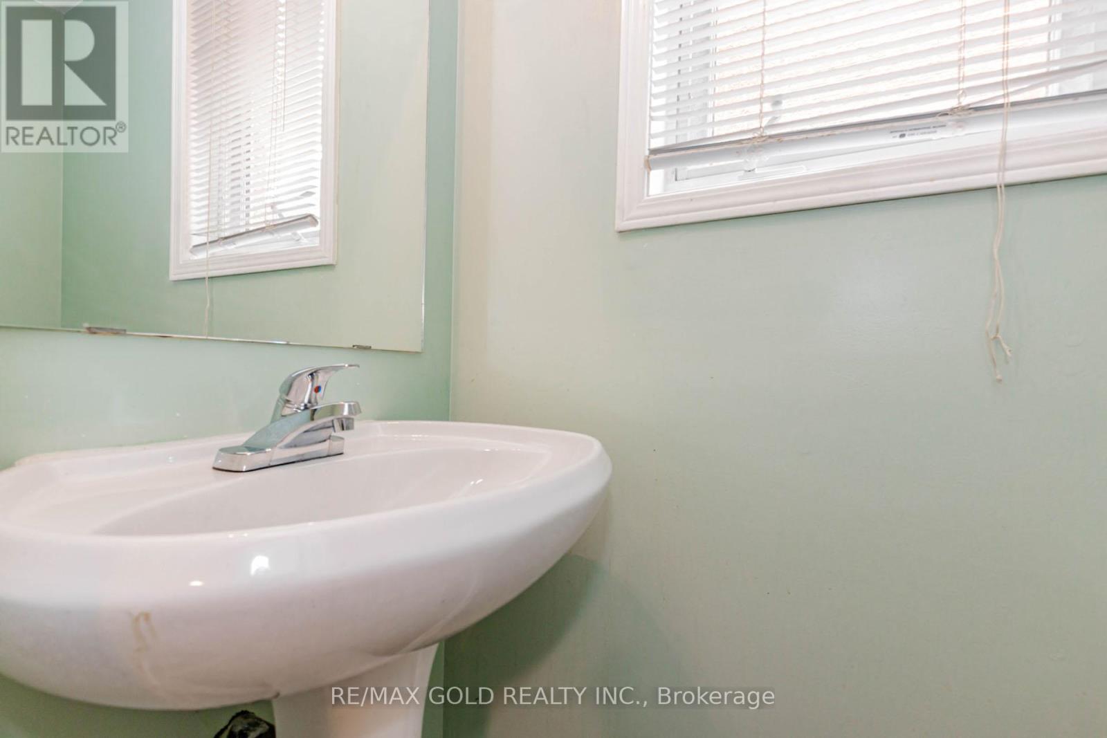 34 White Tail Crescent, Brampton (Fletcher's West), Ontario  L6Y 5C2 - Photo 12 - W13521874
