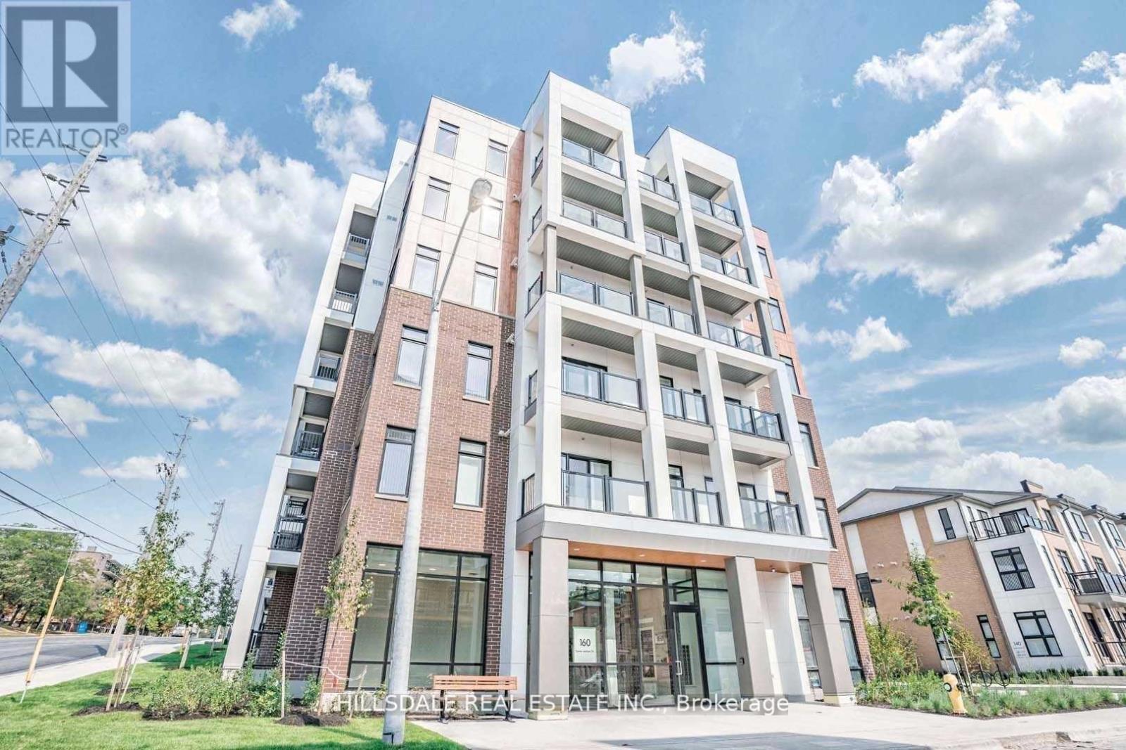 <div class="slider-price">$600,000</div><p>608 - 160 Canon Jackson Drive, Toronto, Ontario</p>