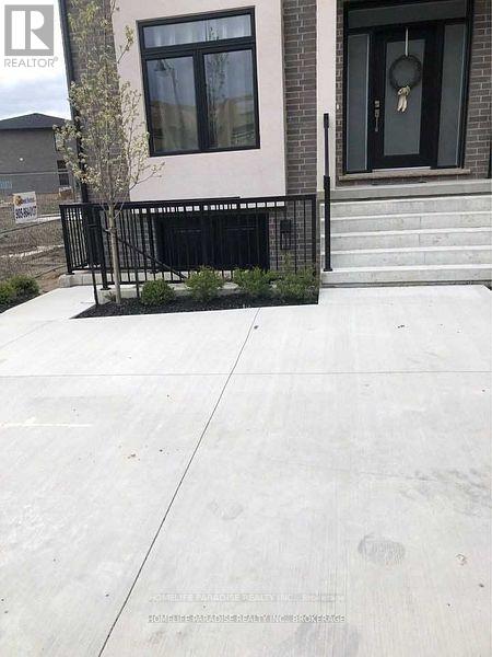 12 - 125 Summerside Mews, Pelham (Fonthill), Ontario  L0S 1E6 - Photo 2 - X13521898