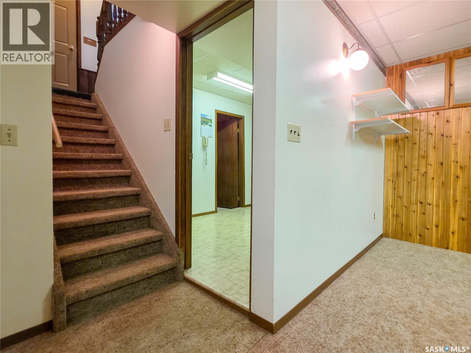618 4th Avenue W, Melville, Saskatchewan  S0A 2P0 - Photo 34 - SK041412