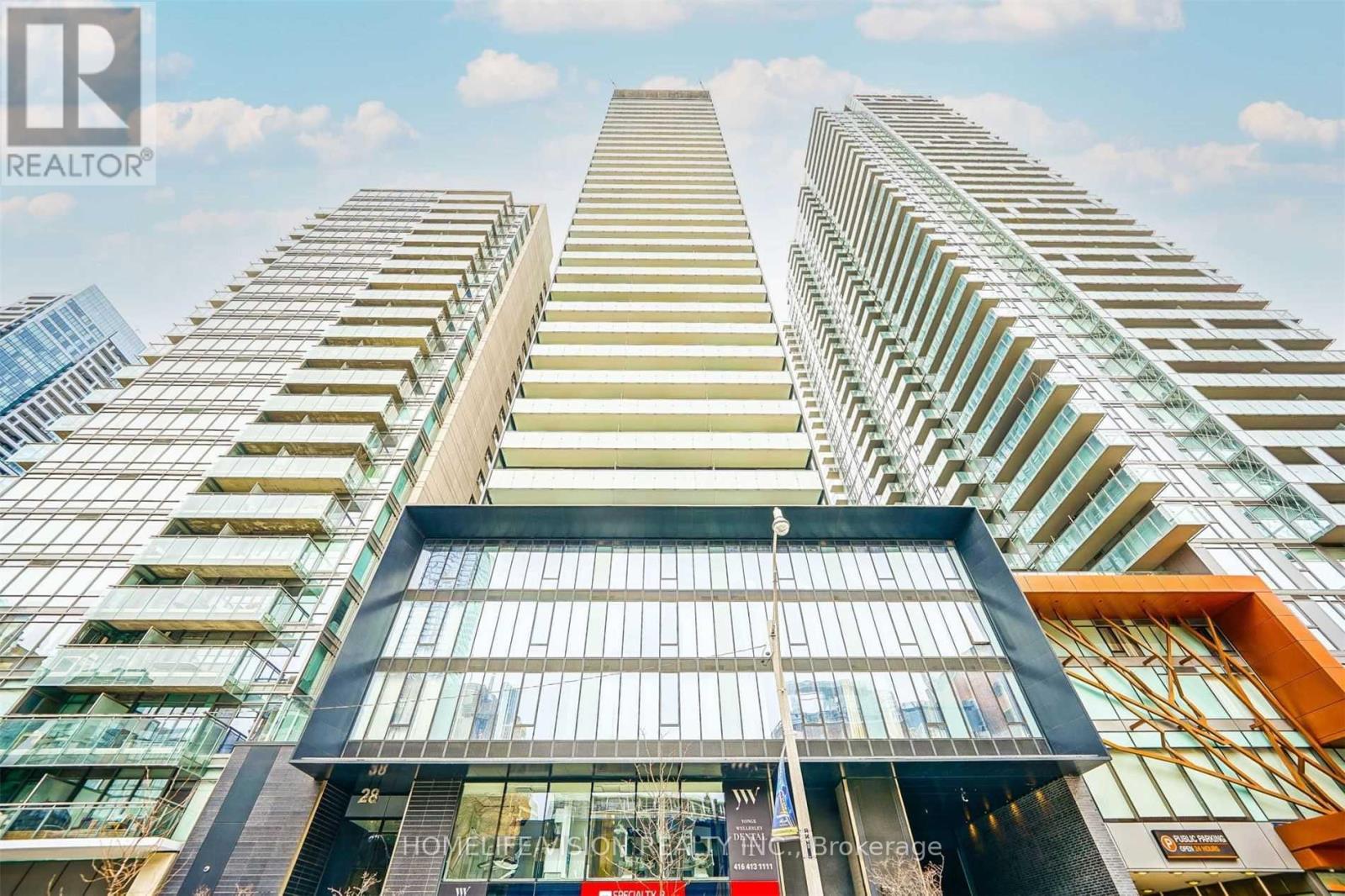 301 - 28 WELLESLEY STREET E, Toronto, Ontario