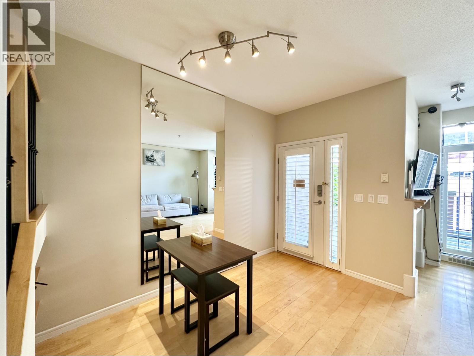 2688 VINE, Vancouver